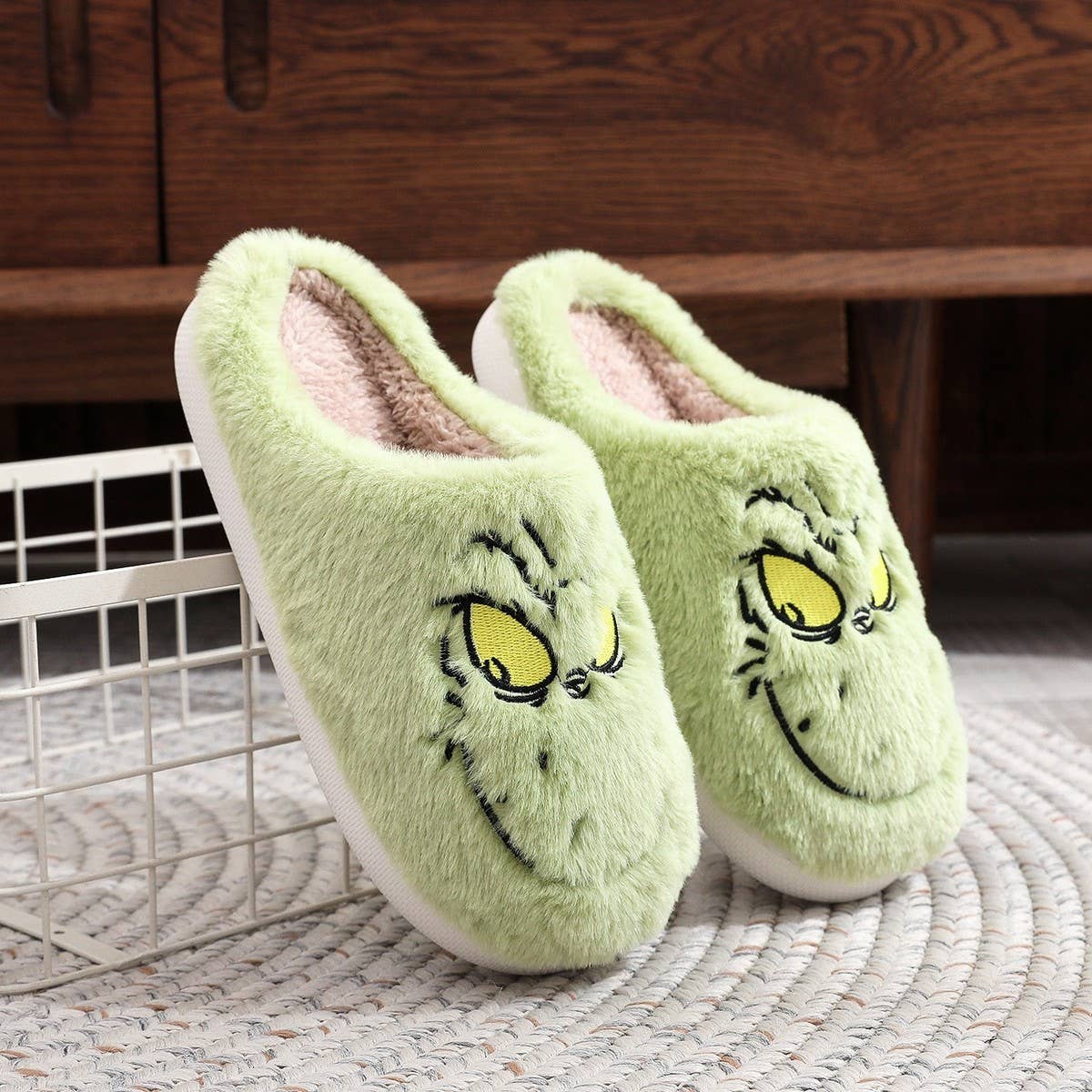 CHRISTMAS GREEN MONSTER GRINCH SLIPPERS