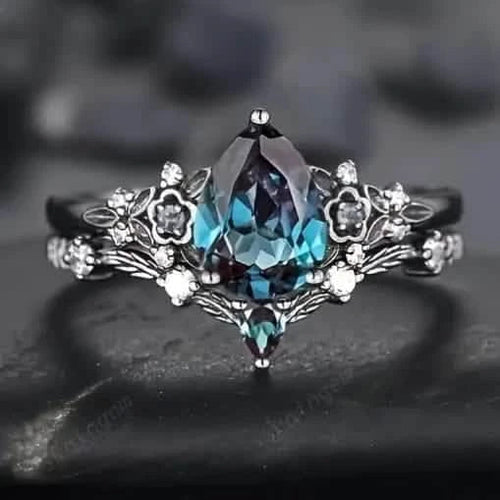 2-Piece Set: Gothic Black & Golden Engagement Ring Set with Pear-Shaped Cubic Zirconia