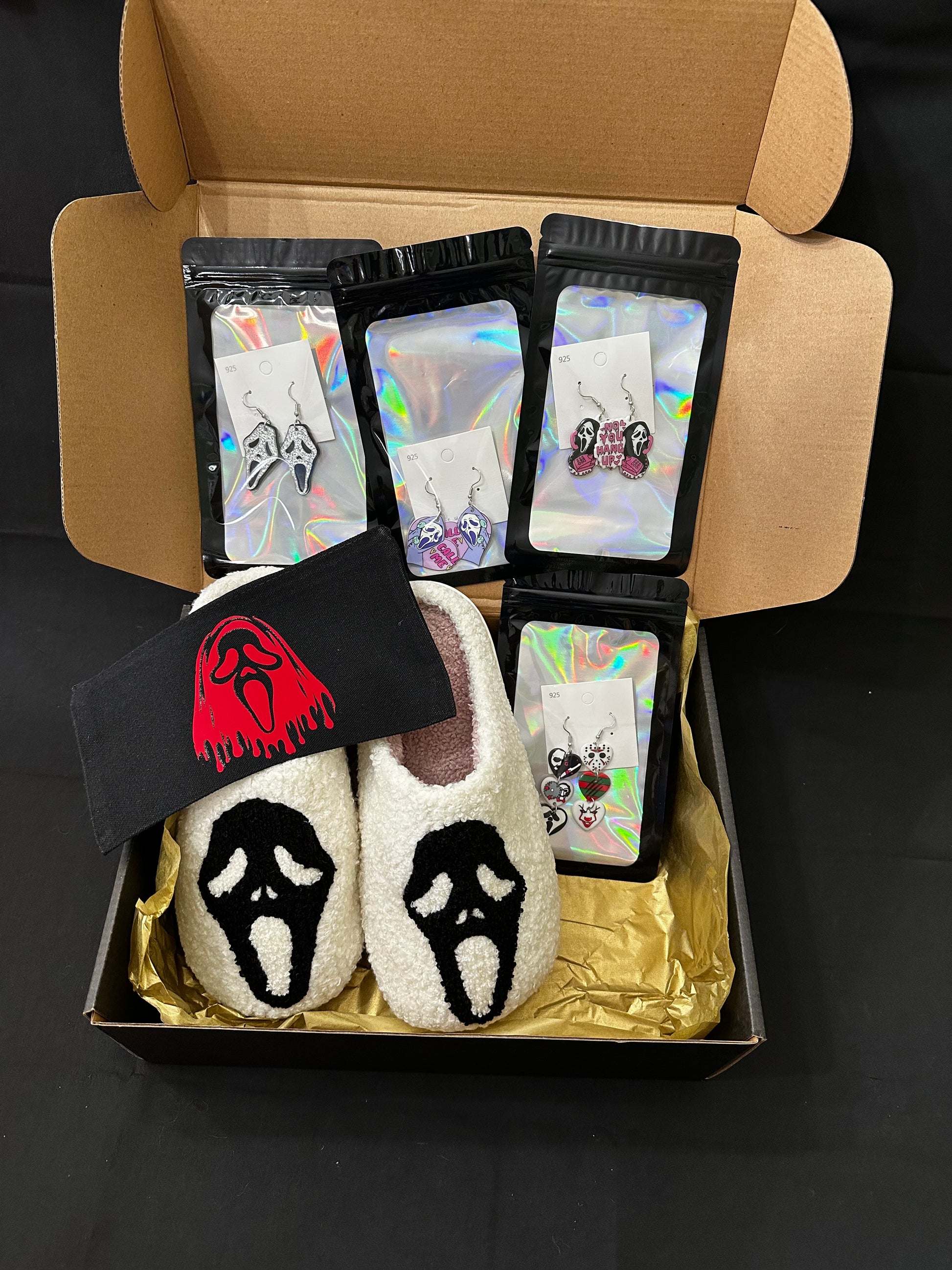 Ghost Face Gift Box Bundle