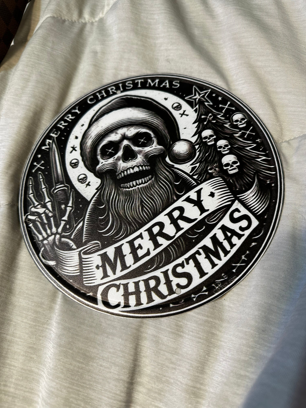 Small Metal Creep-Mas Sign